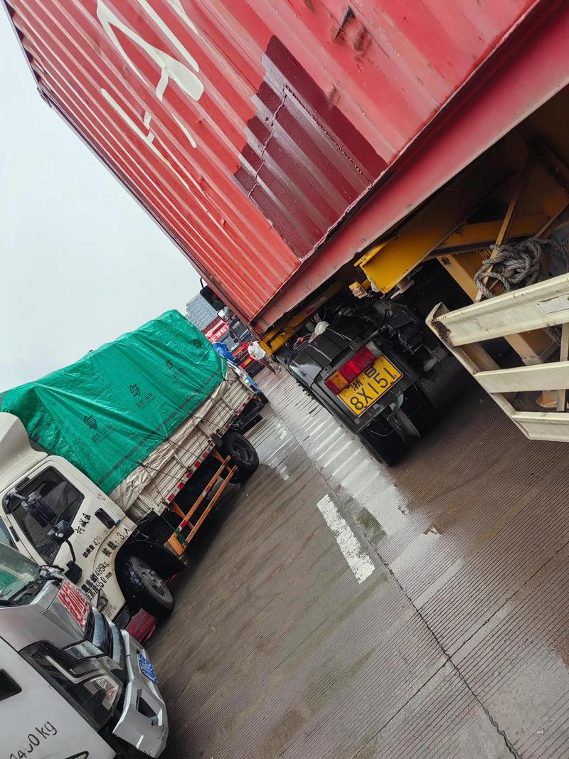 道路貨物運(yùn)輸 堵局之痛與未來之策